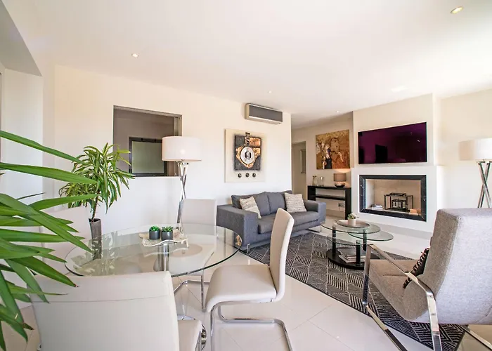 Pine Hills Diamante-12 By Interhome